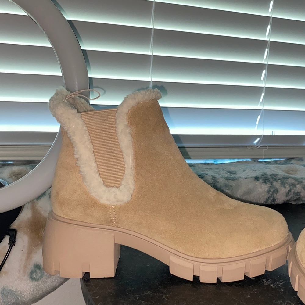 Steve Madden Cream Suede Ankle Boots